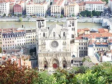 Jouer à la Cathédrale Saint Jean